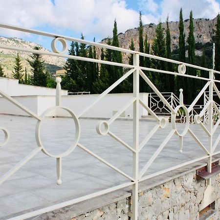 Al Tempio Della Pace Hotel Carini Buitenkant foto
