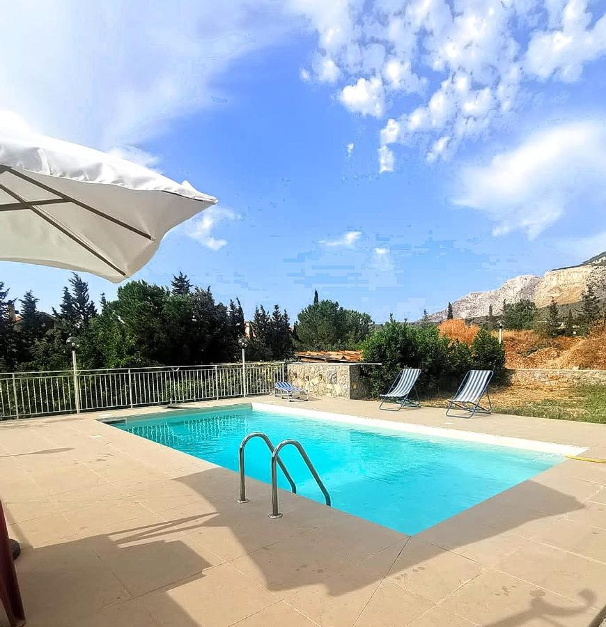 Al Tempio Della Pace Hotel Carini Buitenkant foto